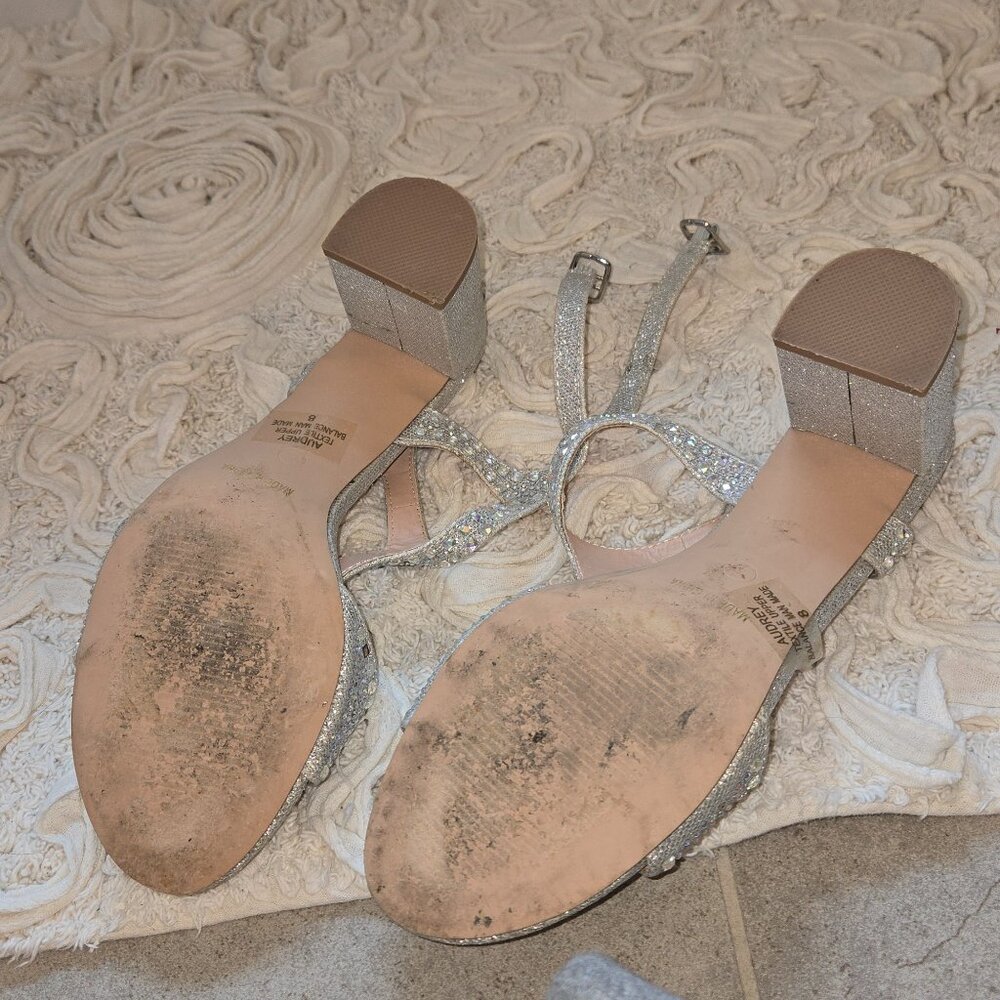 Dress shoes